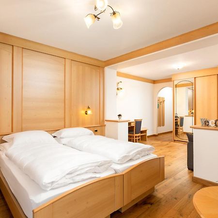 Hotel Pareda Canazei Εξωτερικό φωτογραφία