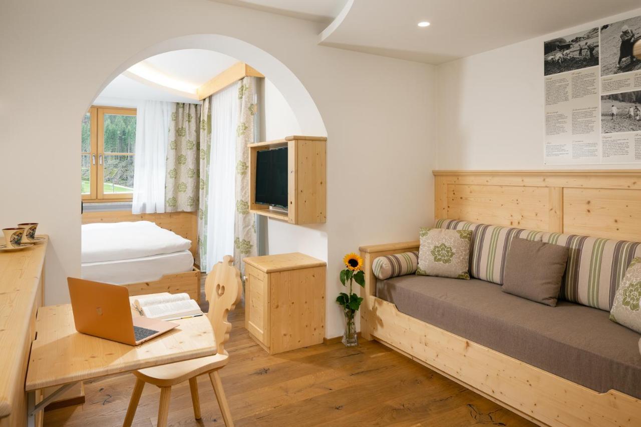 Hotel Pareda Canazei Εξωτερικό φωτογραφία
