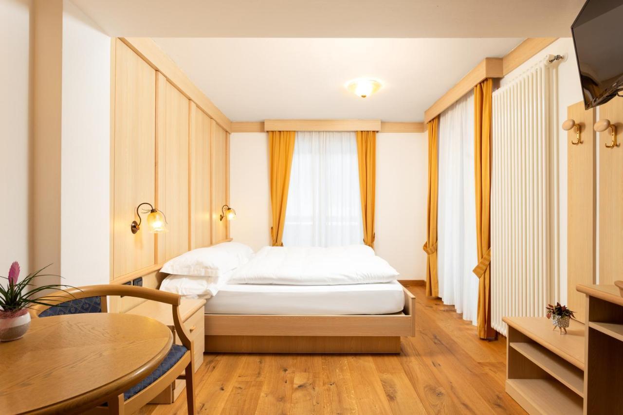Hotel Pareda Canazei Εξωτερικό φωτογραφία
