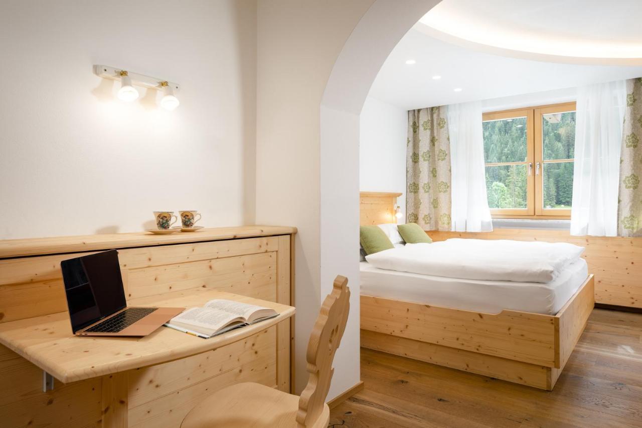 Hotel Pareda Canazei Εξωτερικό φωτογραφία