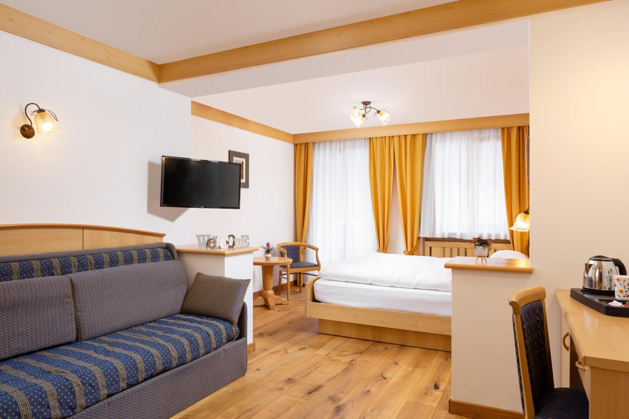 Hotel Pareda Canazei Εξωτερικό φωτογραφία